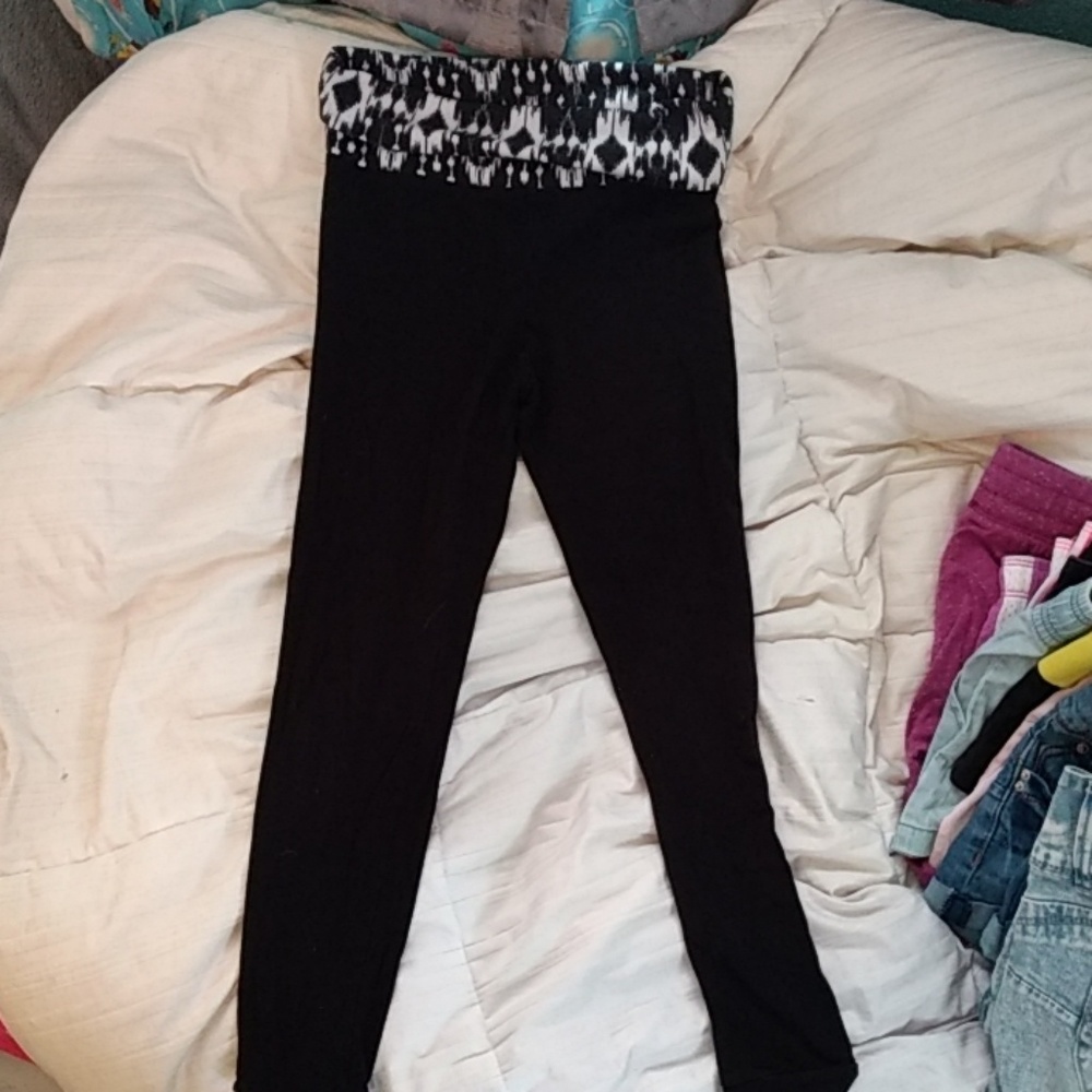Black leggings